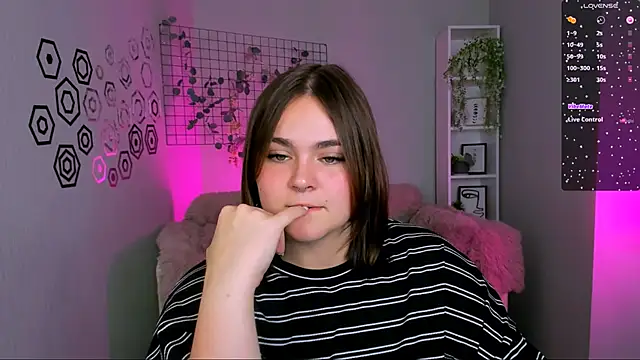 lorraine carter online show from 6, 10, 2025