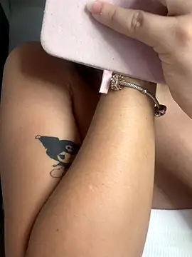 lucy grey25 online show from 15, 12, 2025