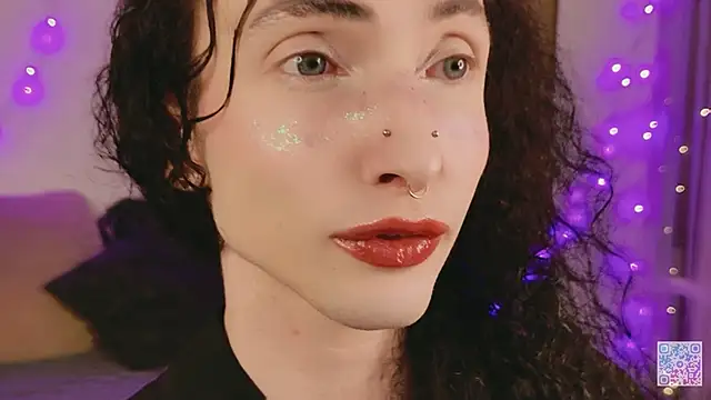 Queen of tease online show from 24, 3, 2026