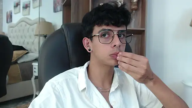Ibratxandy online show from 30, 4, 2026