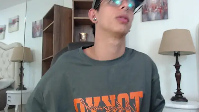 Ibratxandy online show from 4, 5, 2026