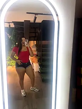 Snapshot of SiennaMonroe_ chatting on 17, 9, 2025 SiennaMonroe  online show from 17, 9, 2025