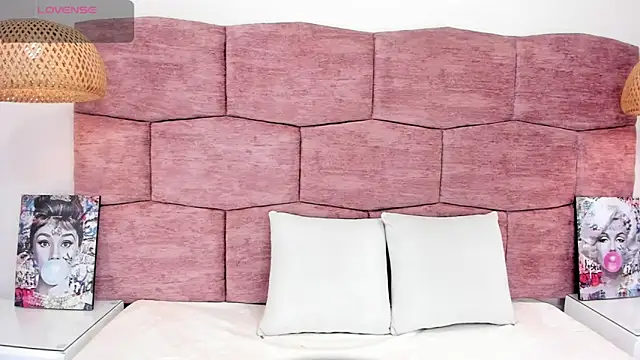 dani velvet online show from 26, 9, 2025