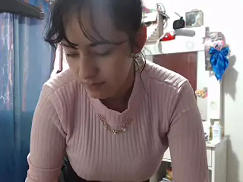 annie clark2 online show from 8, 12, 2024