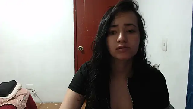 annie clark2 online show from 5, 3, 2025