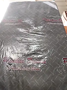 Snapshot of Tussi-amor chatting on 16, 9, 2025 Tussi-amor online show from 16, 9, 2025