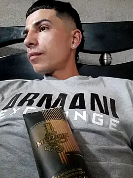 Snapshot of Tussi-amor chatting on 21, 9, 2025 Tussi-amor online show from 21, 9, 2025