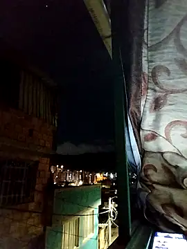 Snapshot of Tussi-amor chatting on 25, 9, 2025 Tussi-amor online show from 25, 9, 2025