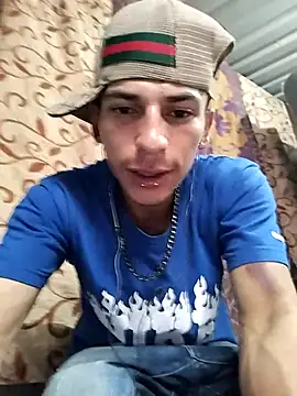 Snapshot of Tussi-amor chatting on 5, 10, 2025 Tussi-amor online show from 5, 10, 2025