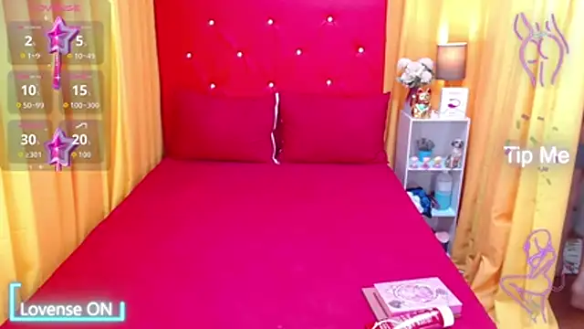 XxAnna HornyxX online show from 24, 11, 2025