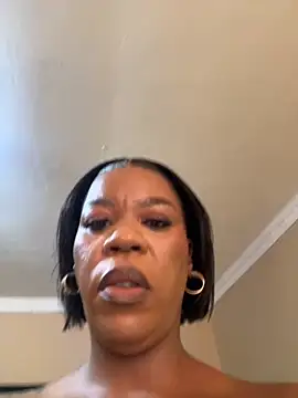 THICKBUNNYCHICKxxx online show from 2, 11, 2025