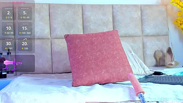 Snapshot of KarolBlanco chatting on 20, 10, 2025 KarolBlanco online show from 20, 10, 2025