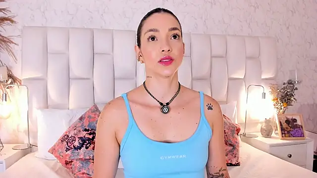 ClaradelMar online show from 4, 8, 2026