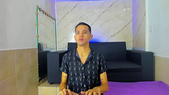 Snapshot of jeremytonner chatting on 21, 9, 2025 jeremytonner online show from 21, 9, 2025