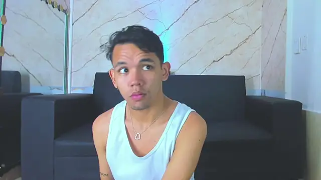 Snapshot of jeremytonner chatting on 7, 10, 2025 jeremytonner online show from 7, 10, 2025