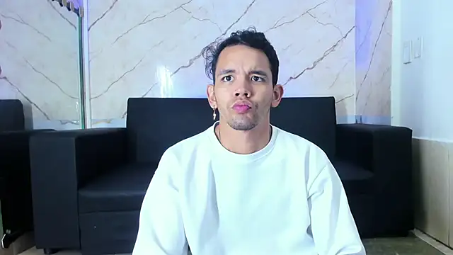 Snapshot of jeremytonner chatting on 17, 10, 2025 jeremytonner online show from 17, 10, 2025