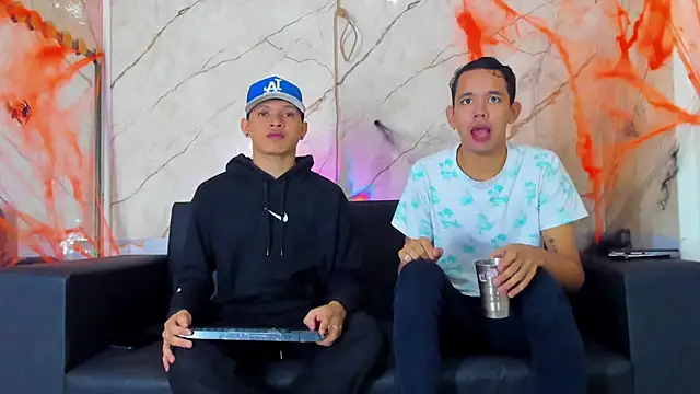 Snapshot of jeremytonner chatting on 20, 10, 2025 jeremytonner online show from 20, 10, 2025