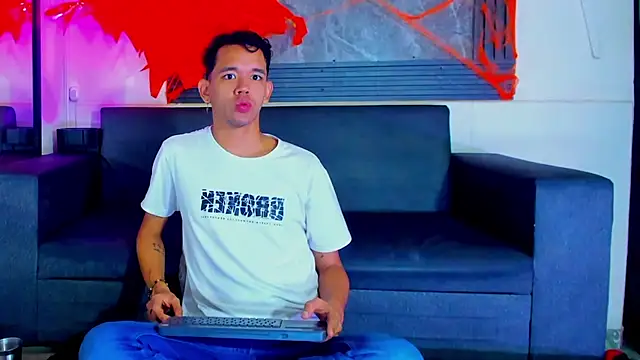 Snapshot of jeremytonner chatting on 2, 11, 2025 jeremytonner online show from 2, 11, 2025