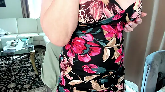 Natascha-Hill online show from 12, 9, 2025