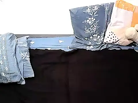 Snapshot of xxhottinybabe chatting on 9, 7, 2026 xxhottinybabe online show from 9, 7, 2026