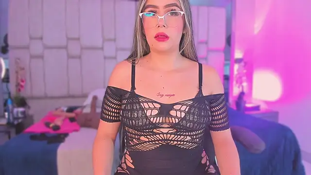 Samarafernandez online show from 26, 9, 2025