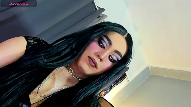 Snapshot of MagnaCumLoader17 chatting on 29, 10, 2025 MagnaCumLoader17 online show from 29, 10, 2025