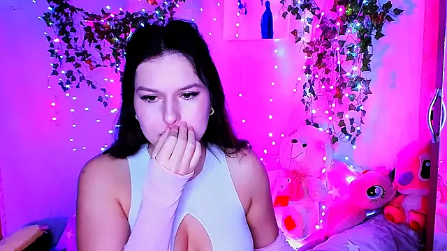 ChloeRicc online show from 13, 12, 2025