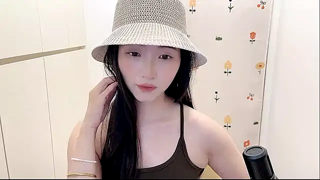 Rosalind xixi online show from 12, 10, 2025