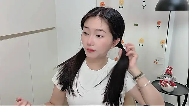 Rosalind xixi online show from 9, 5, 2026