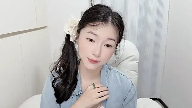 Snapshot of Rosalind_xixi chatting on 26, 6, 2026 Rosalind xixi online show from 26, 6, 2026