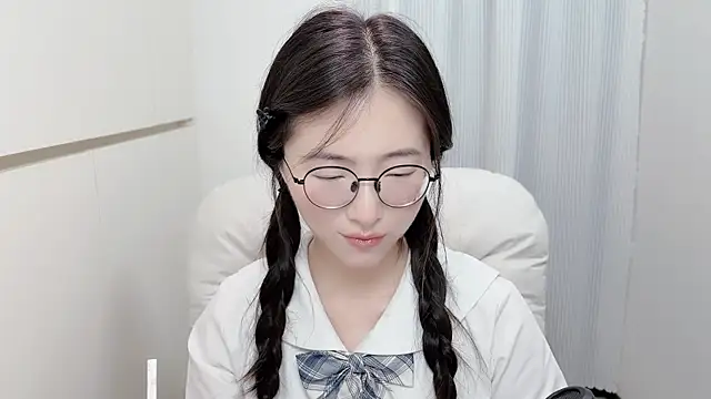 Snapshot of Rosalind_xixi chatting on 28, 7, 2026 Rosalind xixi online show from 28, 7, 2026