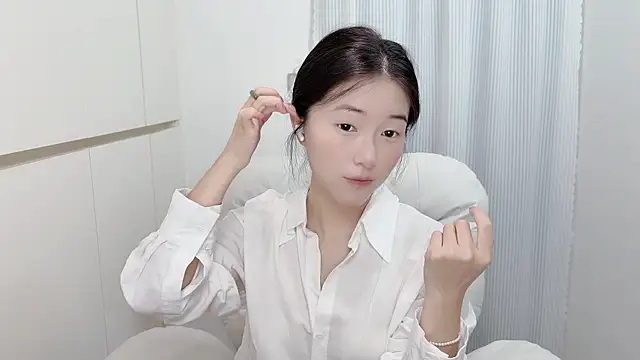 Snapshot of Rosalind_xixi chatting on 2, 8, 2026 Rosalind xixi online show from 2, 8, 2026