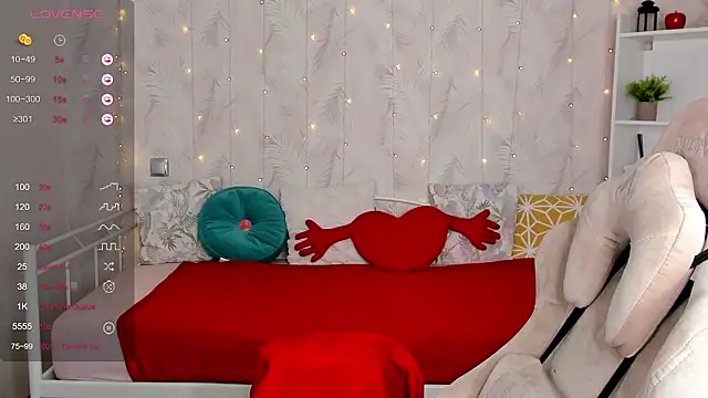 Tori Cutie online show from 18, 3, 2026