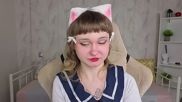 Tori Cutie online show from 7, 5, 2026