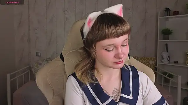 Tori Cutie online show from 12, 5, 2026