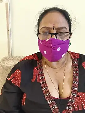 Snapshot of heera-rani chatting on 25, 6, 2026 heera-rani online show from 25, 6, 2026