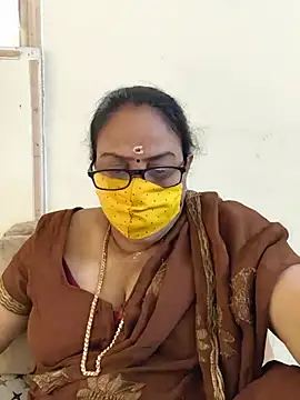 Snapshot of heera-rani chatting on 29, 6, 2026 heera-rani online show from 29, 6, 2026