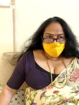 Snapshot of heera-rani chatting on 30, 6, 2026 heera-rani online show from 30, 6, 2026