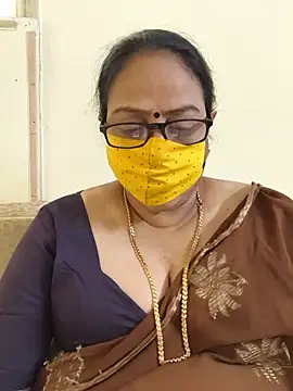 Snapshot of heera-rani chatting on 11, 7, 2026 heera-rani online show from 11, 7, 2026