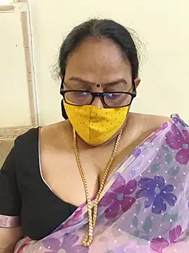 Snapshot of heera-rani chatting on 14, 7, 2026 heera-rani online show from 14, 7, 2026