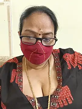 Snapshot of heera-rani chatting on 14, 7, 2026 heera-rani online show from 14, 7, 2026