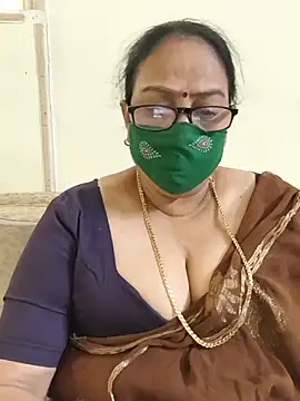 Snapshot of heera-rani chatting on 15, 7, 2026 heera-rani online show from 15, 7, 2026