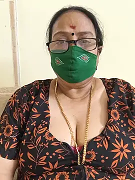 Snapshot of heera-rani chatting on 28, 7, 2026 heera-rani online show from 28, 7, 2026