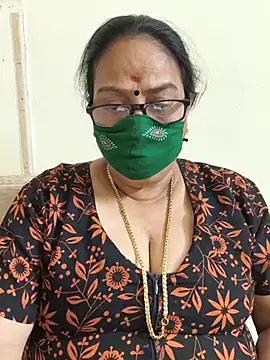Snapshot of heera-rani chatting on 28, 7, 2026 heera-rani online show from 28, 7, 2026