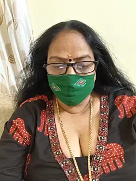 Snapshot of heera-rani chatting on 1, 8, 2026 heera-rani online show from 1, 8, 2026