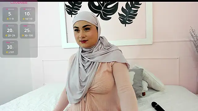 azaharaaa  online show from 19, 9, 2025