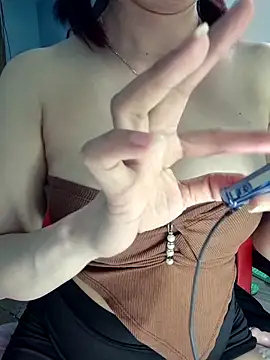 Linh linh01 online show from 1, 3, 2026