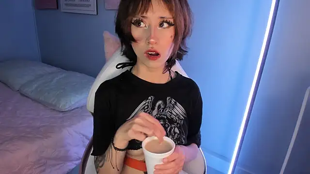 Hannahpage online show from 29, 4, 2026