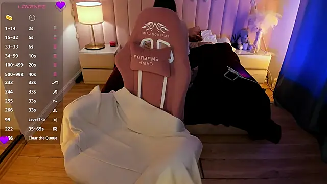 ashton heidii online show from 28, 2, 2026