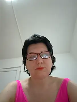 Vera Elle online show from 4, 5, 2026
